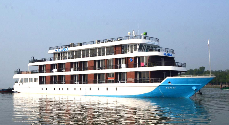 Luxury Cruise Ship in Sundarban